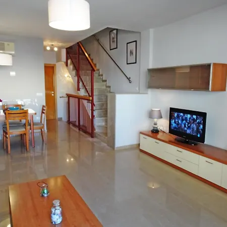 Apartment San Fernando Palace Iii - House Oliva